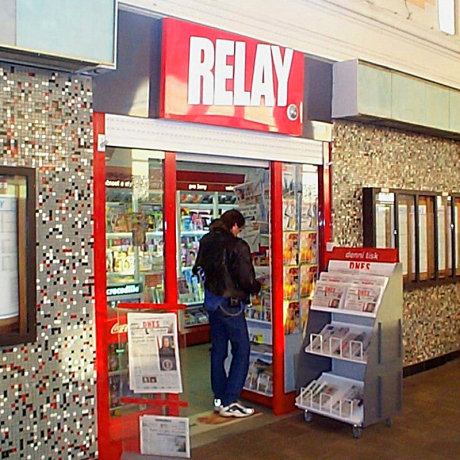 Otevření první prodejny Relay na nádraží ČD v Liberci a následné zahájení expanze sítě RELAY.